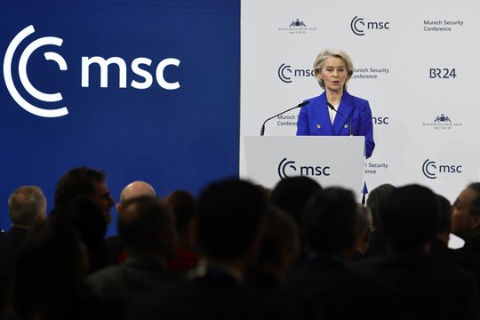 U. von der Leyen: Europa turi prisiimti atsakomybę už saugumą