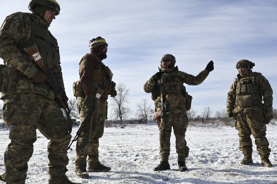 Karas Ukrainoje. V. Zelenskis išsakė pastabas Europai: „Būkime atviri“