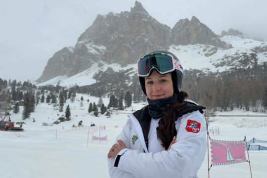 Sekmadienį – kalnų slidininkės olimpinis debiutas ir dviejų lietuvių startai biatlono persekiojimo lenktynėse