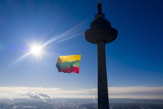 Didžioji Trispalvė į Vilniaus TV bokštą vasario 16 d. nebus keliama