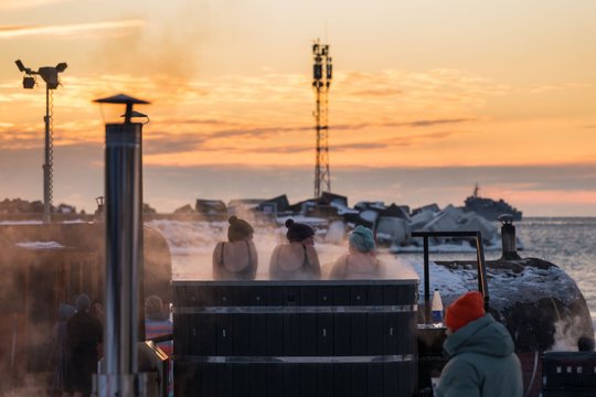 Pajūryje – pirčių mylėtojų festivalis: neišgąsdino ir rekordinis šaltis