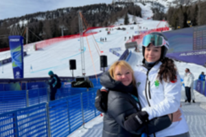 Nefinišavusią ir susikrimtusią N. Stepanauskaitę guodė mama: „Nusišypsok“