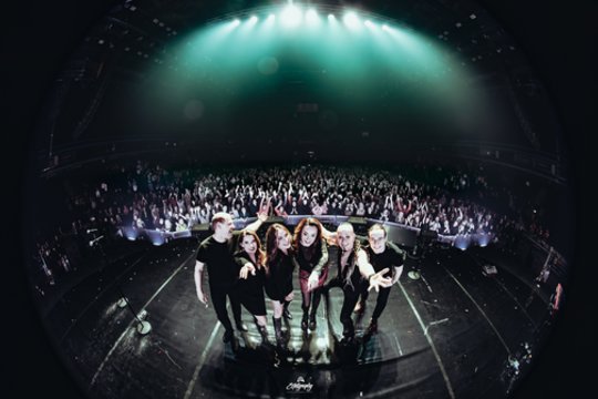 Džordanos koncerte Vilniuje – karšta publikos meilė: scenos karalienės ilgai nenorėjo paleisti