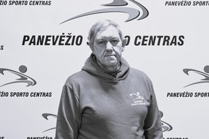 Mirė rankinio treneris Valdemaras Burba