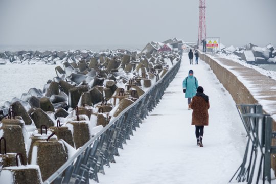 Perspėjimai pildosi: Lietuvą spirgins 28 laipsnių šaltis