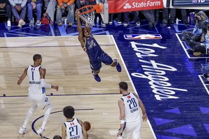 Naujo formato NBA „Visų žvaigždžių“ mačą-turnyrą laimėjo intrigą palaidojusi „Stars“ komanda