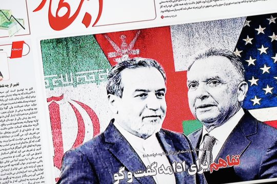 Iranui pagrasinęs D. Trumpas nedaugžodžiauja: tikiuosi bus protingesni