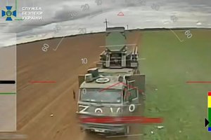 Nuostolis – 4 milijardai dolerių: skelbia, kad sunaikino pusę šių Rusijos turimų mašinų