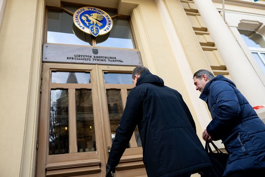 Vos išėjęs iš STT apklausos G. Paluckas sugrįžo dar kartą: pamiršau dar kai ką papasakoti