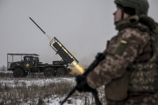 Karas Ukrainoje. Rusų diplomatas prabilo apie seną V. Putino tikslą: priminė 2008 m. sprendimą