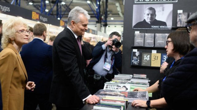 Nesuteikus atidarymo žodžio Knygų mugėje – žinia iš G. Nausėdos