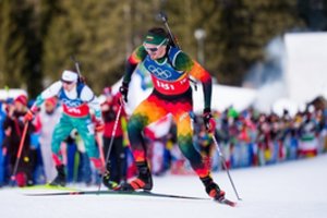 Lietuvos biatlono rinktinei olimpiadoje iki estafečių rekordo pakartojimo pritrūko vienos vietos