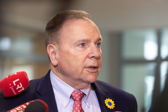 Buvęs JAV generolas įvertino skandalu tapusią simuliaciją: Lietuva privalo eiti Suomijos keliu