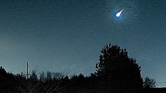 Danguje užfiksavo bolido žybtelėjimą: paaiškino, kas įvyko