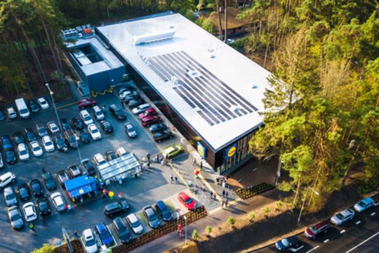 Apie „Lidl Lietuva“ pasiekimus aiškiai ir suprantamai – įmonė išleido tvarumo žurnalą