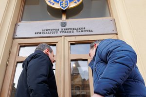 ELTA glaustai: STT kaip specialiuosius liudytojus apklausė G. Palucką ir S. Skvernelį