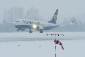 Po ribojimų virš Vilniaus oro uosto – naujausi duomenys: paaiškėjo pasekmės