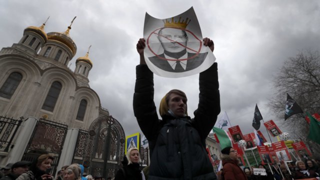 Įvardijo pavojingą ir V. Putinui itin naudingą lietuvių nuostatą: su tokiu požiūriu Rusija greitai atsigaus