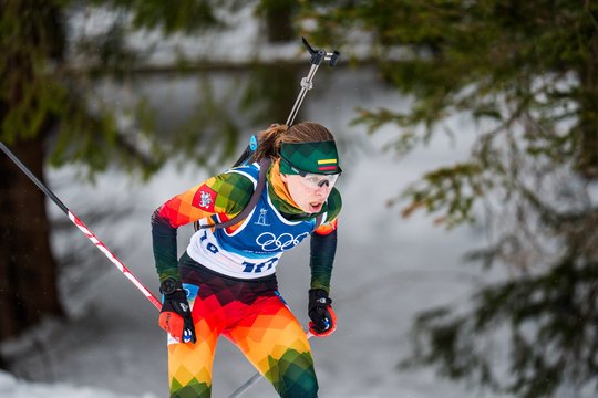 Lietuvos biatlonininkėms anksčiau laiko teko užbaigti istorinę olimpinę estafetę 