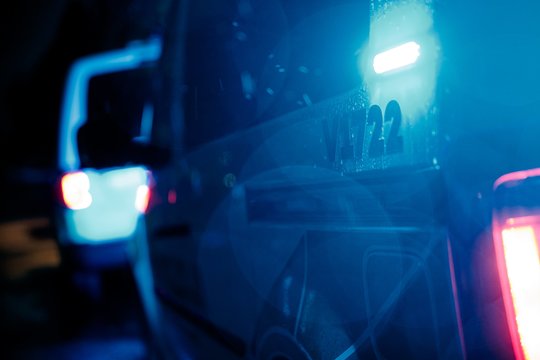 Tragiška nelaimė Vilniaus rajone: automobilis kliudė ir mirtinai sužalojo keliu ėjusį vyrą