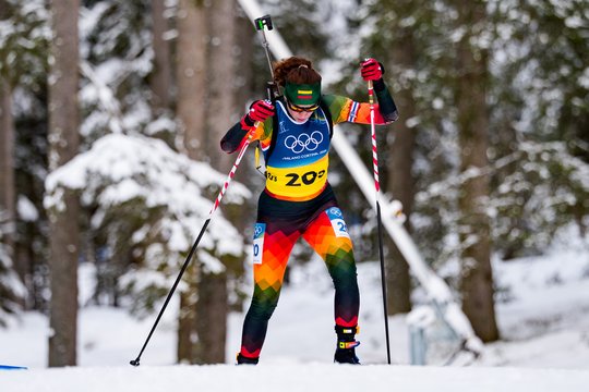 Pamatykite – istorinis Lietuvos biatlonininkių komandos pasirodymas estafetėje