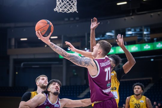 Neįmenama mįslė: šiauliečiai trečiąkart smogė šansų neišnaudojusiam „Lietkabeliui“