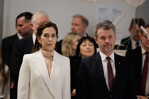 Danijos karalius Frederikas X vyksta į Grenlandiją parodyti paramos