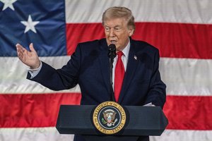 Aplinkos apsaugos grupės padavė D. Trumpo administraciją į teismą dėl panaikintų klimato taisyklių