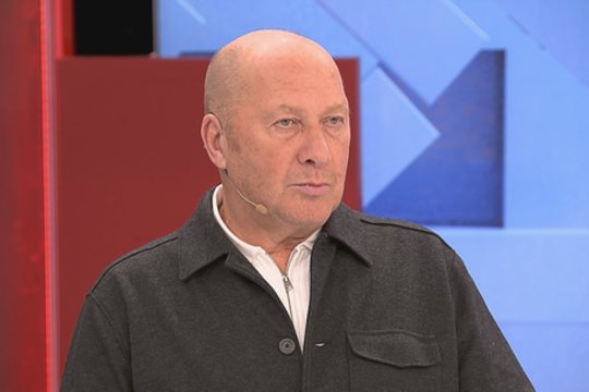 J. Smoriginas pasipiktino tapęs komiško vaizdelio herojumi: „Seną pirdūną iš manęs padarėt!“