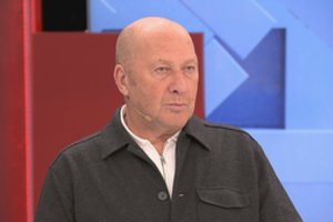 J. Smoriginas pasipiktino tapęs komiško vaizdelio herojumi: „Seną pirdūną iš manęs padarėt!“