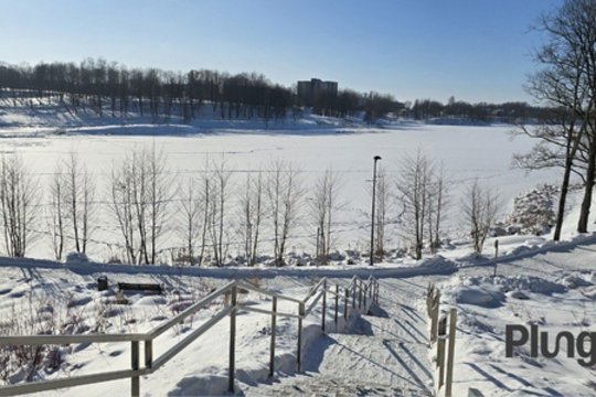 Miestai ruošiasi galimam potvyniui: kai kur į duris beldžiasi AAD pareigūnai