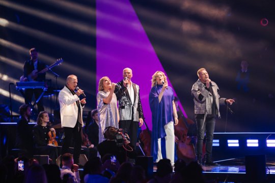 Legendiniai šalies atlikėjai suvienijo jėgas: pristato netikėtą naujieną