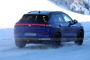 Pirmą kartą keliuose pastebėtas greičiausias  „Volkswagen“ krosoveris – testuoja už poliarinio rato