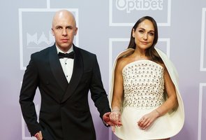 Ant M.A.M.A. raudono kilimo Indrė Bareikienė prabilo apie rastus darinius: „Reikia nelaukti“