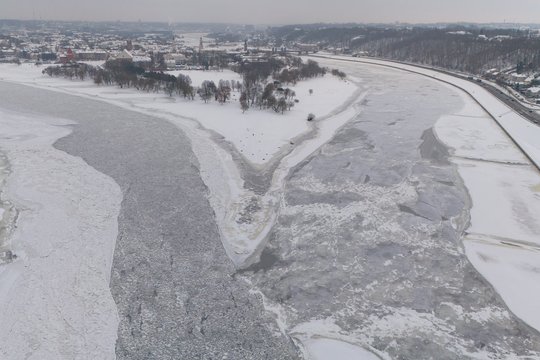 ELTA glaustai: institucijos ruošiasi galimam potvyniui, AOTD perspėja apie verbavimą