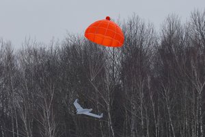 Lenkija su Europos sąjungininkėmis kurs nebrangias oro gynybos ir dronų sistemas