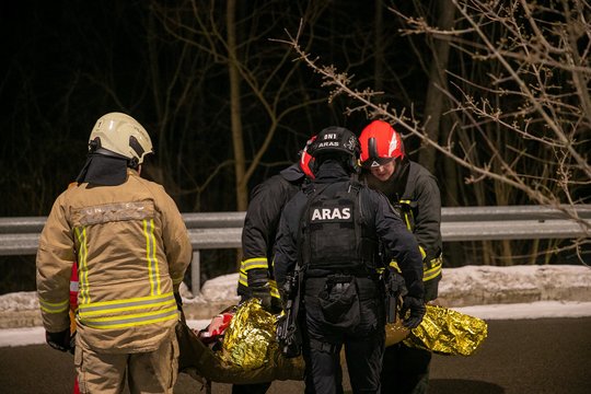 Neįprastas sujudimas Vilniuje: užfiksuoti ginkluoti pareigūnai, aidėjo sirenos, dislokuota specialioji įranga