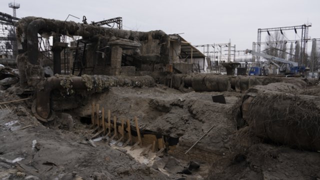 Kyjivo metro išskirtinis vaidmuo tenka ne tik naktį: štai kaip atrodo ukrainiečių kasdienybė 