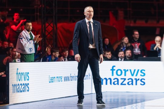 Po triuškinančios pergalės T. Masiulis kalbėjo apie auklėtinių klaidas ir D. Slevos konfliktą su varžovų treneriais