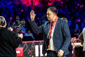 KMT bronzą vėl iškovojusio „Lietkabelio“ treneris N. Čanakas liko griežtas – tai tik užretušavo ekipos problemas