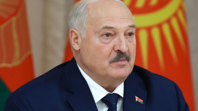 „24/7“: ar Lietuva priklaupė ant vieno kelio prieš A. Lukašenką?