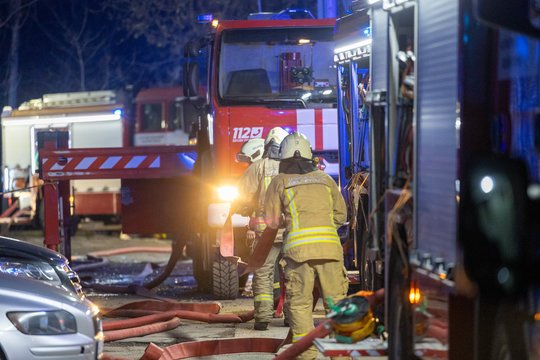 Tragiškas gaisras Pakruojo r.: užgesinus ugnį rastas apdegęs vyro kūnas