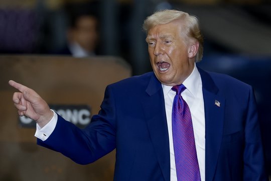 Po JAV teismo sprendimo – akcijų šuoliai ir įspėjimai: „Galime patekti į užburtą ratą“