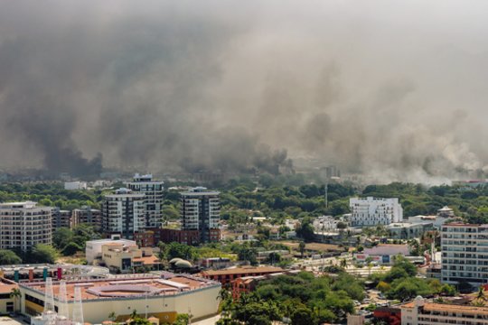 Po kartelio lyderio nužudymo – smurto banga Meksikoje: gatvės paniro į chaosą