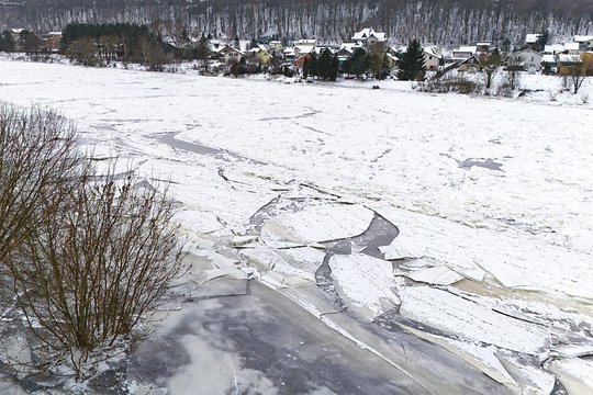Dėl gresiančio potvynio – svarbus pranešimas: įspėja ir keliautojus į kitas šalis