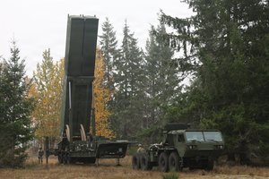 Kas vyksta? JAV publikavo savo viršgarsinio ginklo nuotraukas – ir greitai jas ištrynė