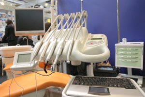 Vėžio gydymas prasideda burnoje: kodėl dalis pacientų negauna būtinos pagalbos?