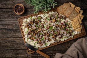 Ne tik ant duonelės, bet ir ant lentelės: visi eina iš proto dėl netikėto skanėsto su sviestu