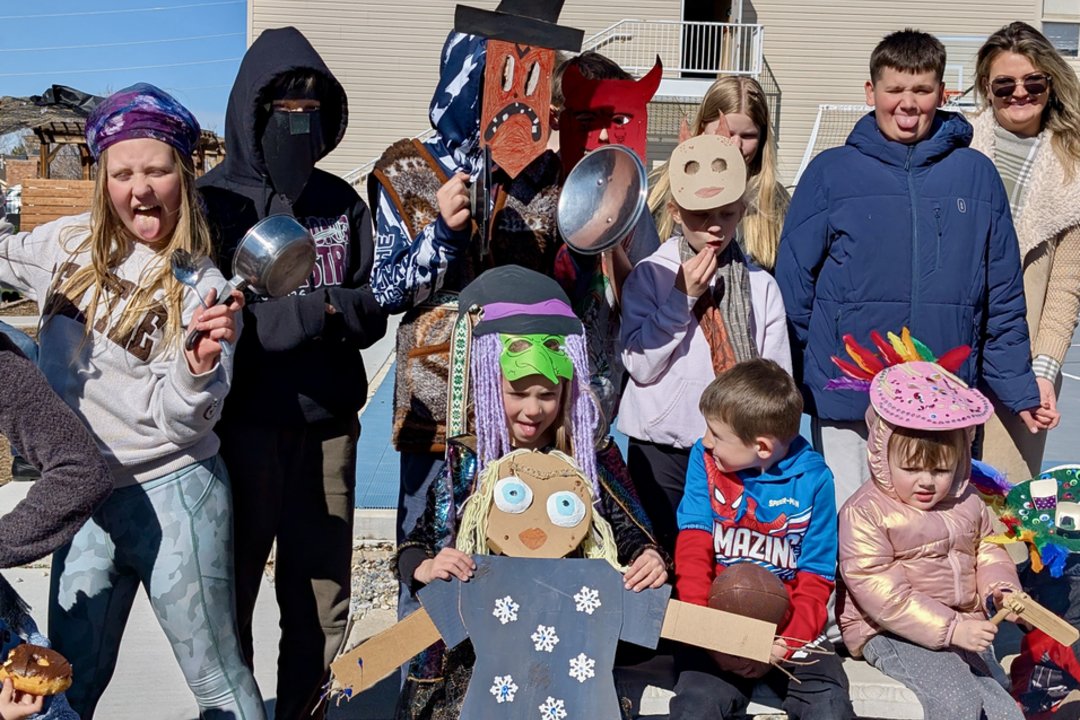 Nebeliko atstumų: Užgavėnes Amerikoje lietuviai šventė pagal senelių tradicijas 