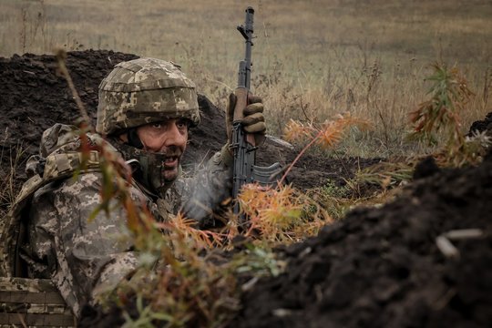 Buvęs ambasadorius Rusijoje prisiminė pirmąsias karo dienas: atskleidė, kaip viskas atrodė iš šalies agresorės